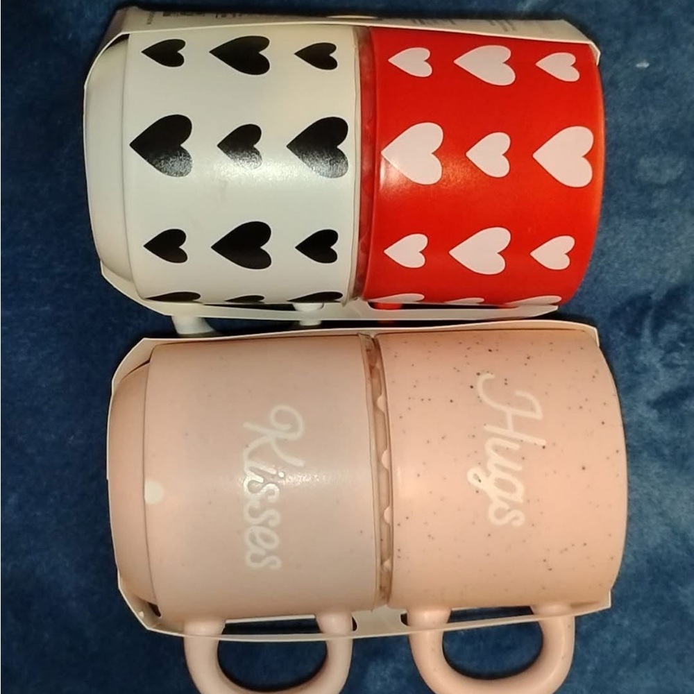 Heart and Text Design Mugs Set